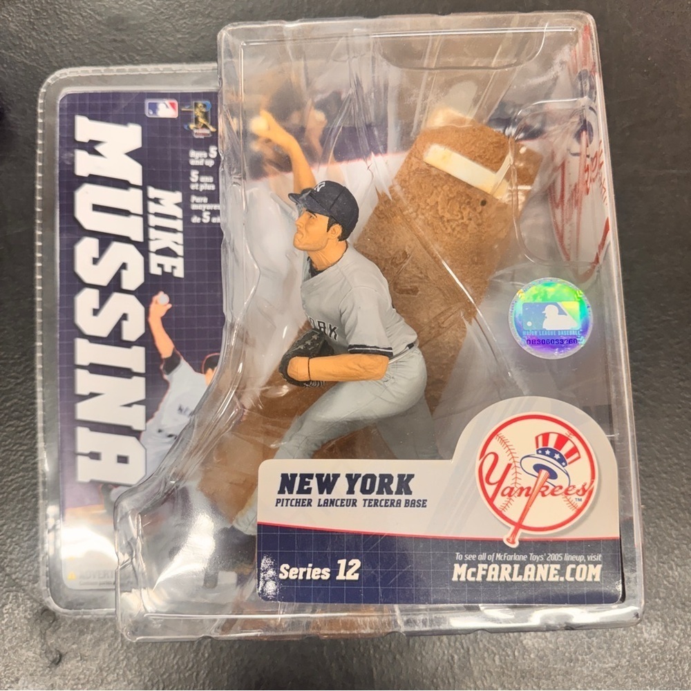 Mike Mussina – New York Yankees – McFarlane MLB Series 12 – NEW in Package